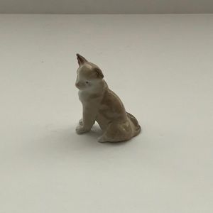 Lladro Figurine #5308 Miniature Cat